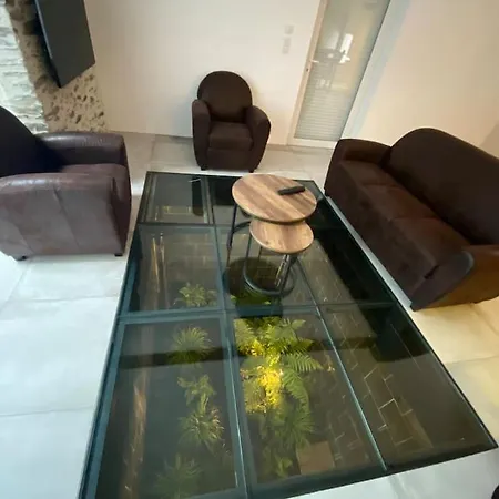 Holiday home « le Chai » Charme, Et Massages En Vignoble