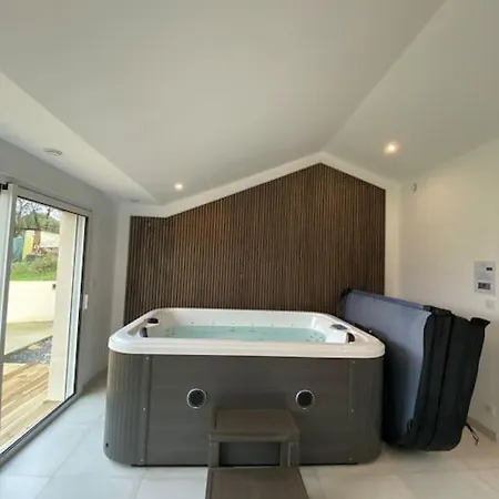 « le Chai » Charme, Et Massages En Vignoble Дом отдыха *